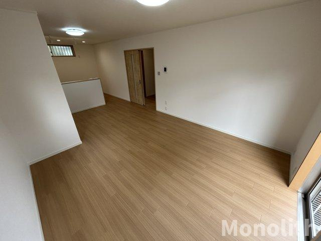 堺市西区菱木1丁戸建の内装
