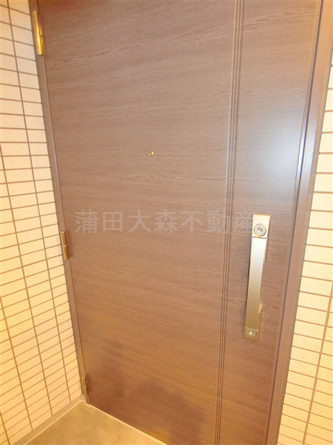 ティモーネ羽田エアポートの玄関