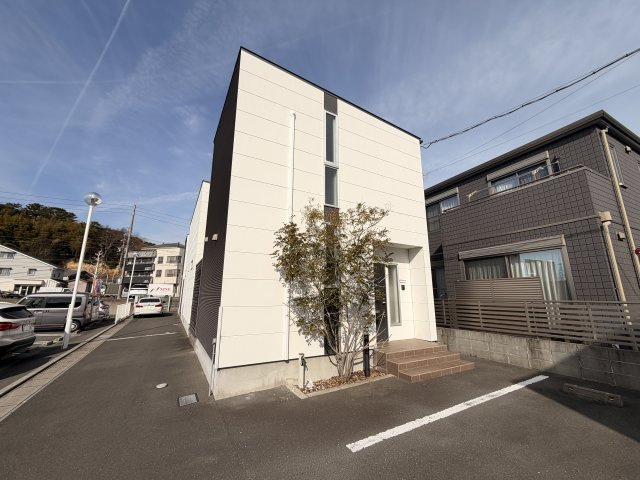 キャレブラン高林　B
