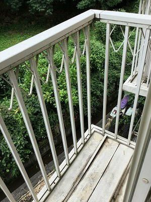 リヴレーヌ弐番館のバルコニー