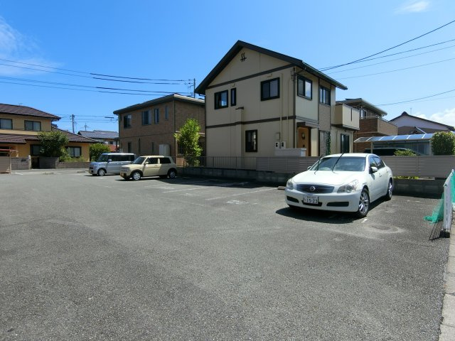 キャリーインの駐車場