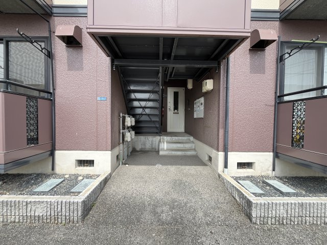 キャリーインのエントランス