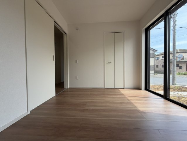 土浦市天川♪新築戸建の洋室|コンパクトで使いやすい洋室です
