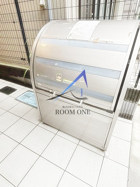 ＳＵＥＲＴＥ竜泉|敷地内ごみ置き場です。