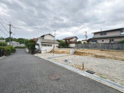 【前面道路含む現地写真】 | 赤坂台４丁　新築分譲住宅　全２区画