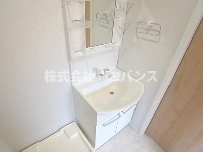 【独立洗面台】 | KAIROS | 独立洗面台あり、毎朝おしゃれに忙しい女性の方におすすめです