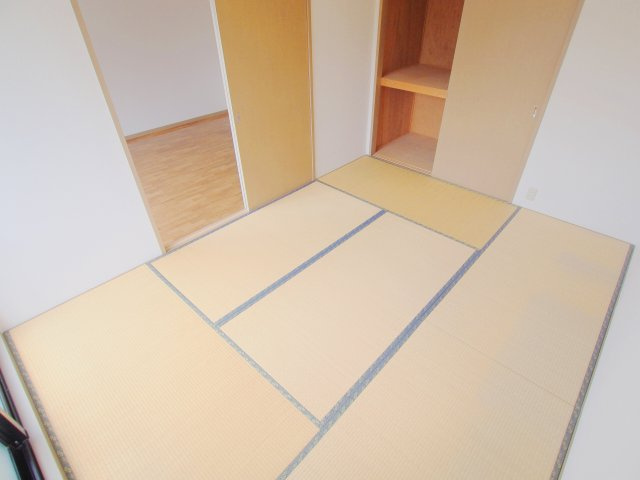 パストラル桃山の和室