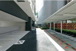 S-RESIDENCE浅間町駅前axialの駐車場