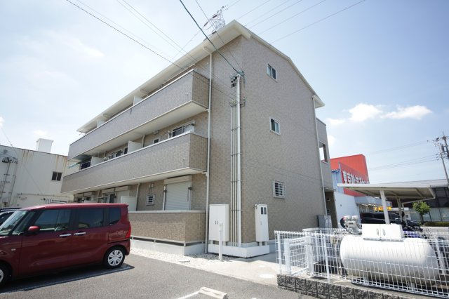 ジーンズコートの外観