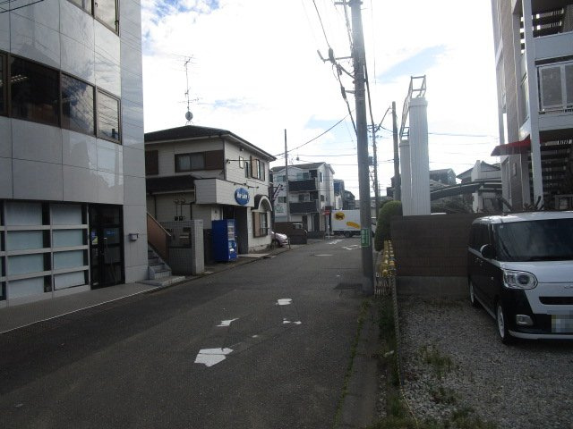 川崎市幸区南加瀬４丁目のビル