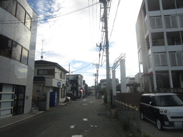 川崎市幸区南加瀬４丁目のビル