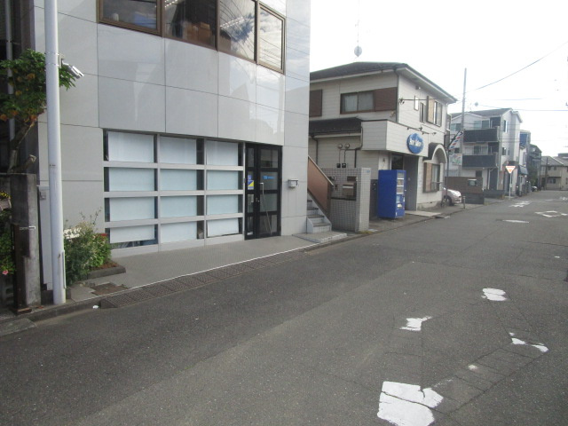 川崎市幸区南加瀬４丁目のビル