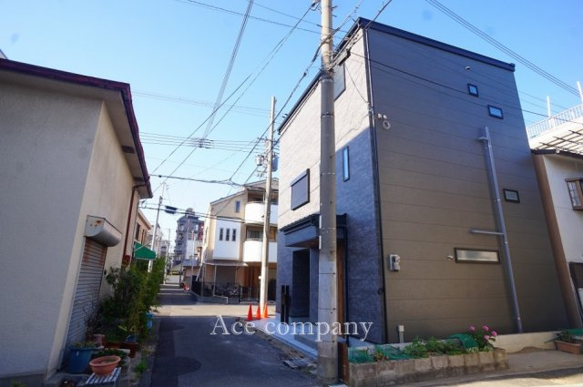 【前面道路含む現地写真】 | 平野区西脇1丁目 | 南側も現況通路で建物密接していません♪独立性の高い住戸です☆