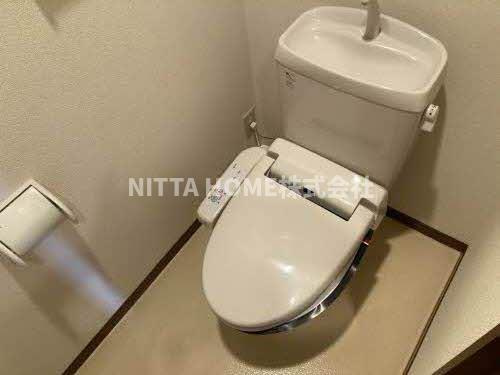 丹波市山南町野坂のアパートのトイレ|温水洗浄付きトイレです＊