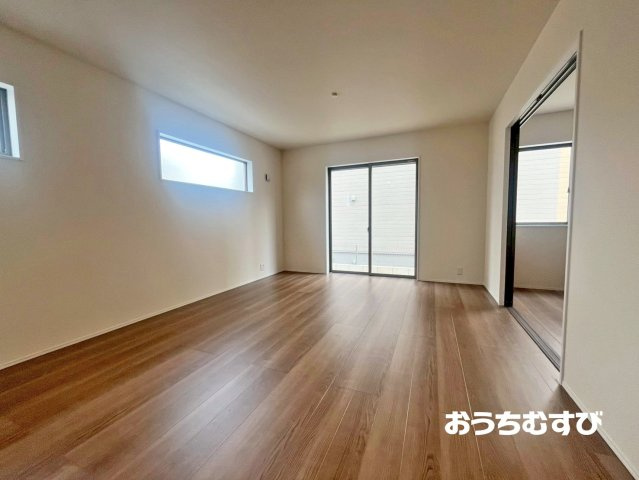 春日井市西高山町3丁目(全5棟)の居間・リビング