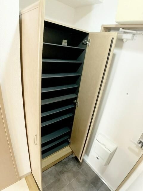 レスポワールの玄関