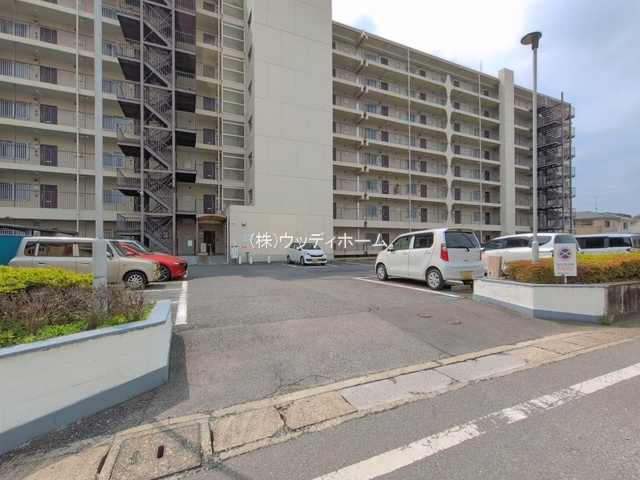 日商岩井第2春日部マンション　中古マンションのエントランス