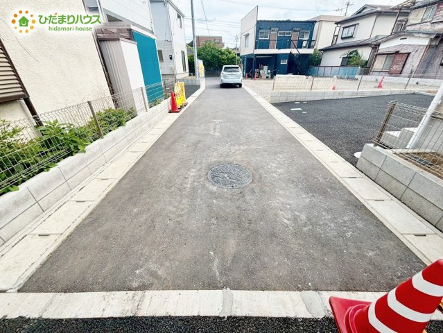 野田市野田第10　新築戸建　2号棟の前面道路含む現地写真|是非一度、ご家族そろってご内覧ください♪