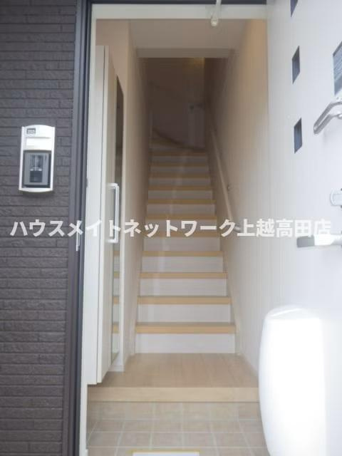 プレジールの玄関|玄関