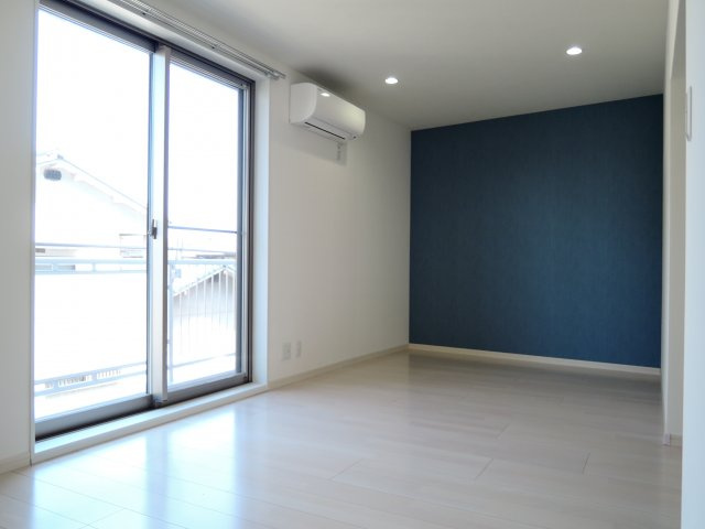 マンション東岡の居間・リビング