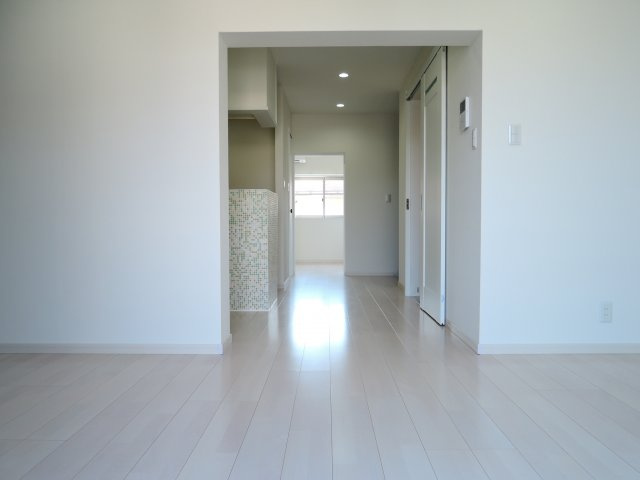 マンション東岡の内装