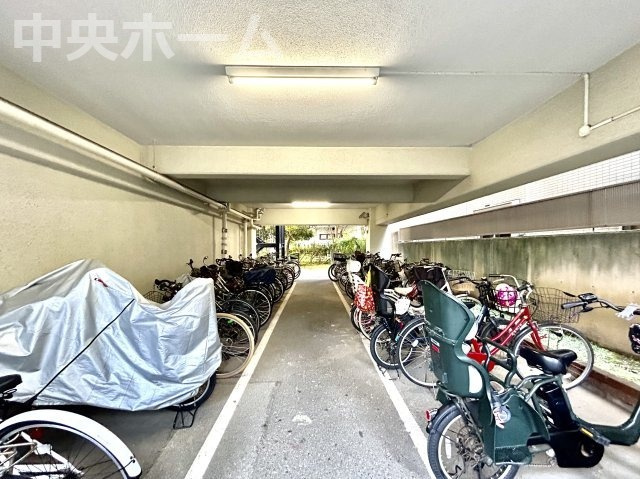中銀新葛西マンシオンの駐輪場|【自転車置き場】最新の空き状況や費用などの詳細は担当スタッフまでお問い合わせください。