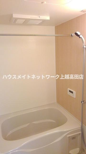 ベル　フルール　Ｂの浴室|追焚機能付