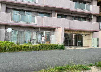 【現況写真】 | アシェールさがみ野 | 景色重視でお家選ぶをするとスーパーが遠い！学校が遠い！など生活をするうえで利便性で困ることもあります。まず一度現地を見学する際に、周辺の施設などがあるかを確認し、暮らし始めた後のことを想像しましょう。