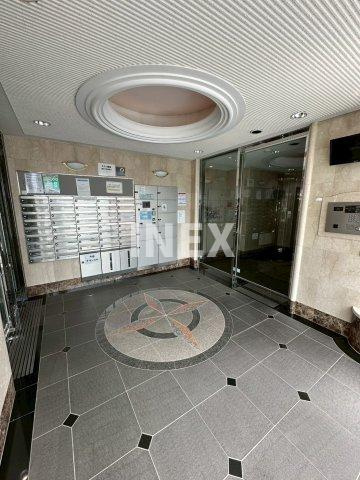 横浜市西区桜木町７丁目の賃貸マンションのロビー