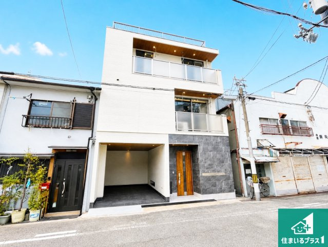 尼崎市崇徳院　中古一戸建ての外観|周辺は落ち着いた街並みの住宅地！子育てがしやすい住環境です！気になることがありましたら、お気軽にお問い合わせください！
