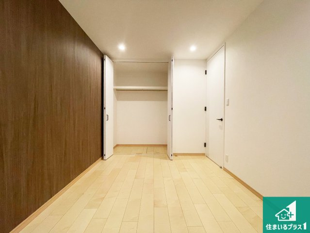尼崎市崇徳院　中古一戸建ての洋室|収納スペースが充実しているので子供の成長に合わせてたくさん収納ができます！家族構成に合わせた様々な活用ができる収納！