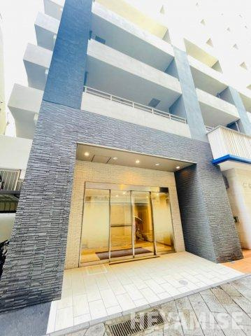 ABITI浜町のエントランス