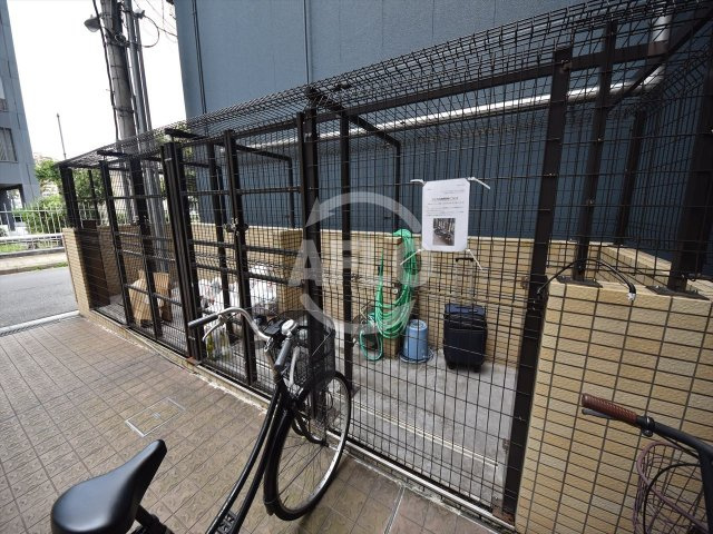 プレサンス中之島公園パークレジデンスのその他共用部分|プレサンス中之島公園パークレジデンス　ゴミ置場
