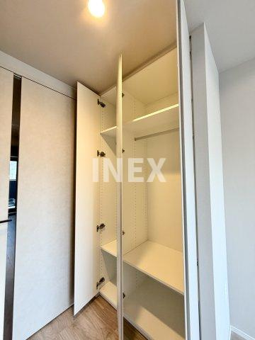 横浜市鶴見区鶴見中央４丁目の賃貸マンションの収納