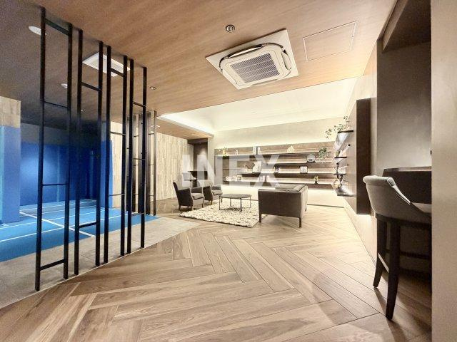 横浜市鶴見区鶴見中央４丁目の賃貸マンションのロビー