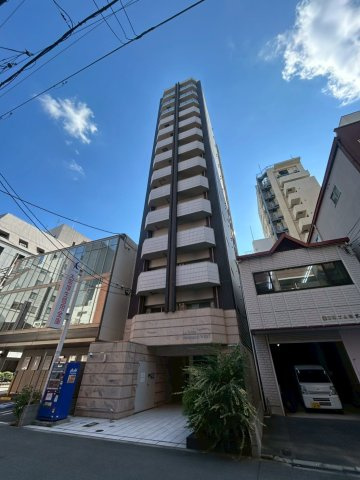 ラ・フォルム本町WESTの外観