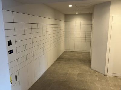 【その他共用部分】 | ブランズシティ湘南台 | 共用エントランスには宅配BOXがあるので荷物の受け取りもスムーズに♪再配達を依頼する手間が省けます☆