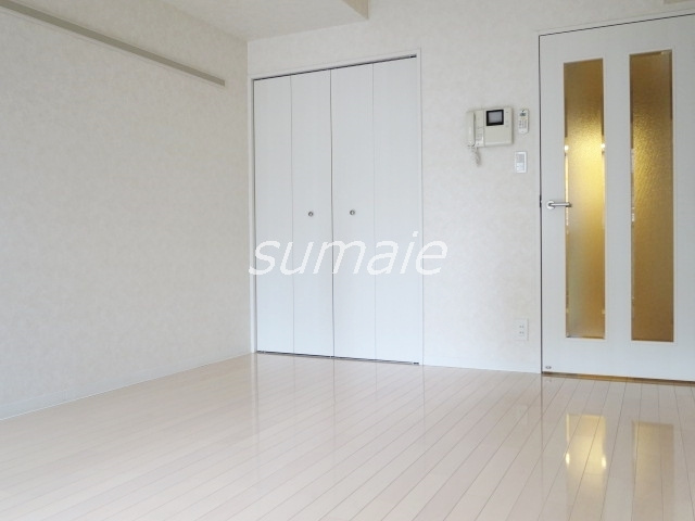 ファインクレスト赤羽の寝室|窓側からのアングルです☆