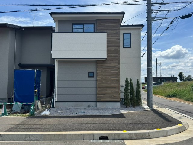 所沢市上安松新築戸建の外観