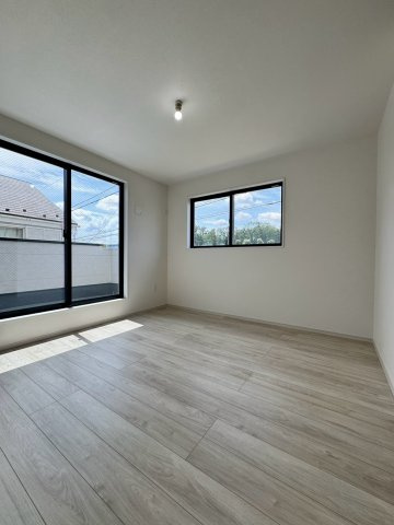 所沢市上安松新築戸建の洋室