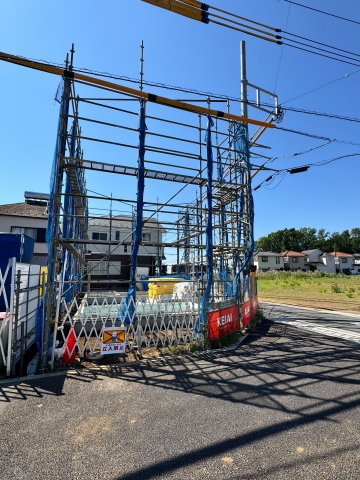 所沢市上安松新築戸建の前面道路含む現地写真