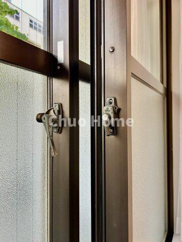 シティコープ西葛西の内装|二重サッシにつきまして防音性良好です