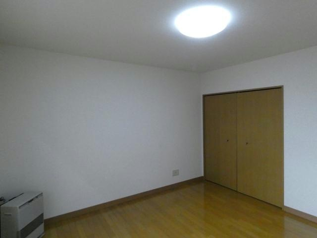 コーポブレーメンの洋室