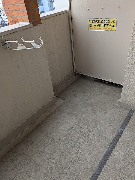 ロマネスク大名のバルコニー