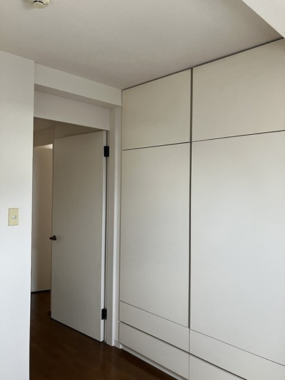【寝室】 | 平成ハイツ | ※参考写真※洋室4帖☆クローゼットがあります！お洋服がスッキリ収納できて、整理しやすくなりますね☆