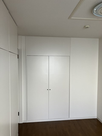 【洋室】 | 平成ハイツ | ※参考写真※洋室6帖☆クローゼットと収納スペースがあります♪荷物やお洋服を収納できてお部屋がすっきり片付きます☆
