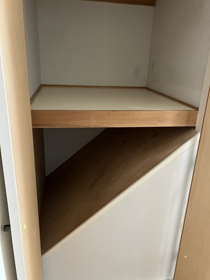 【収納】 | 平成ハイツ | ※参考写真※廊下にある収納スペースです！収納充実♪ご家族の荷物が多くても安心ですね！