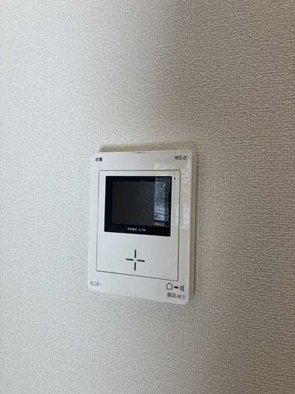 【セキュリティ】 | 平成ハイツ | ※参考写真※防犯対策に有効なカメラ付きインターホン！突然の来客やお子様のお留守番でも安心です◎