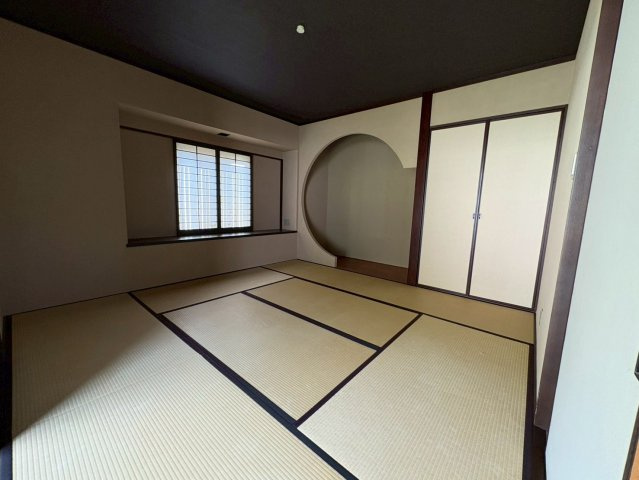北条一戸建の和室