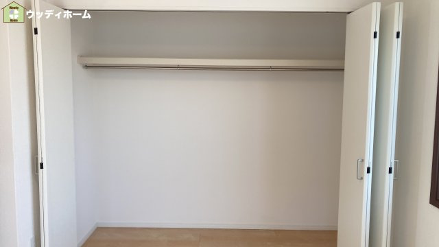 草加市遊馬町　中古一戸建ての収納